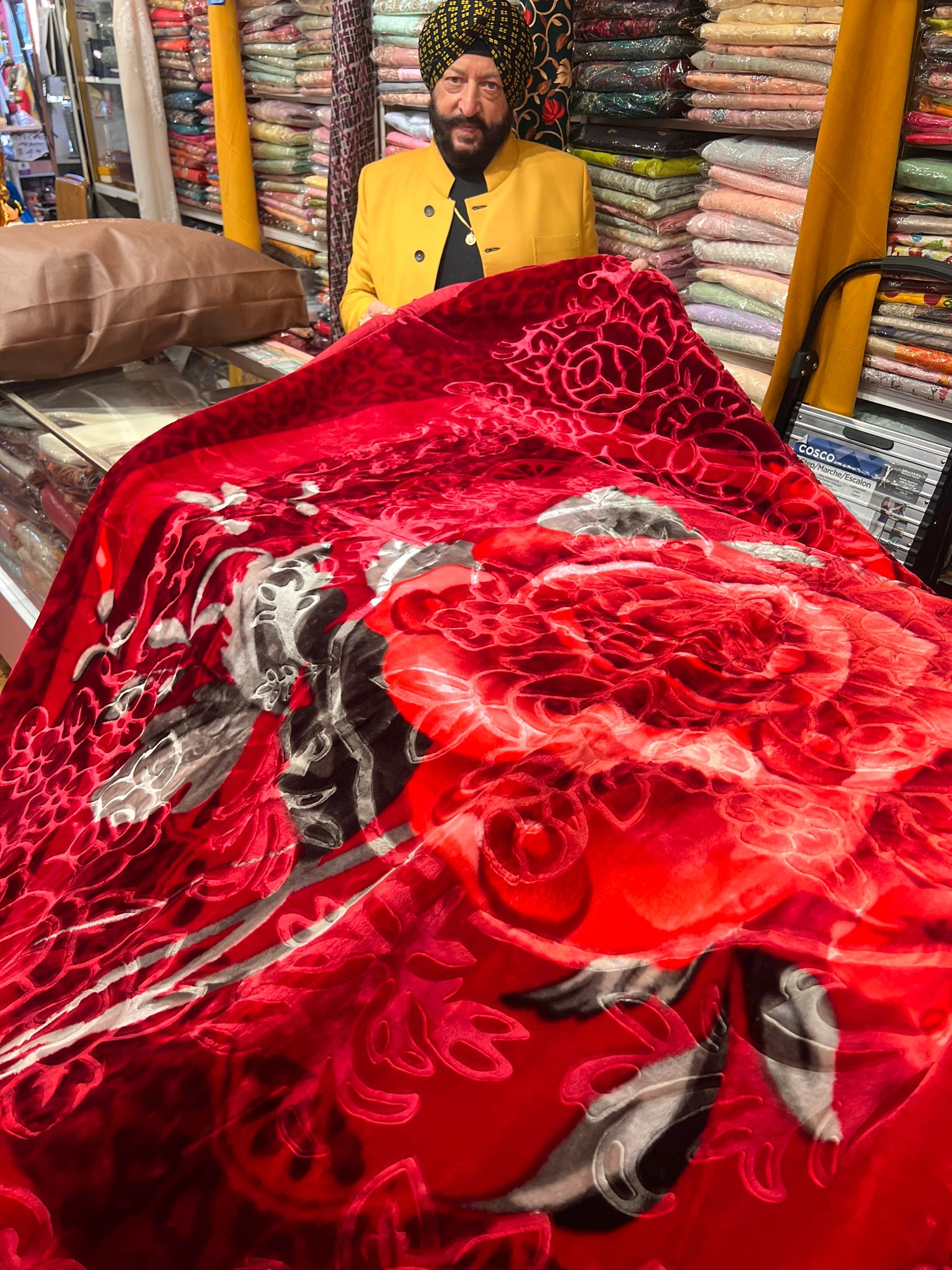 Red Rose Kuki Blanket