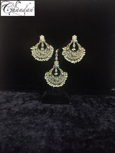 Earrings with Mangtikka