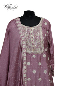 Ladies Suit Set