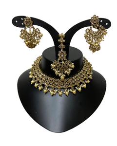 Necklace Set