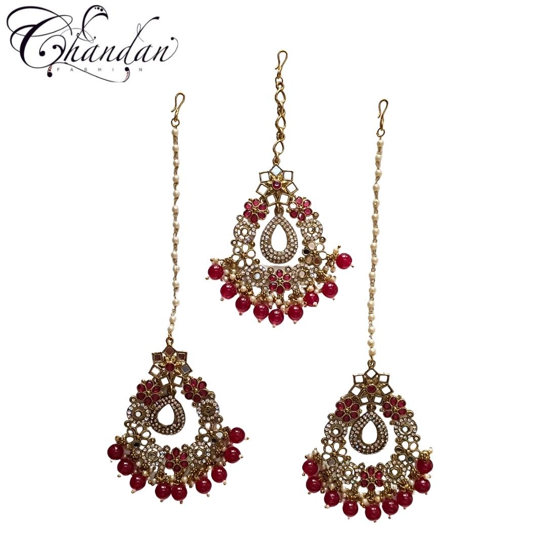 Earrings with Mangtikka