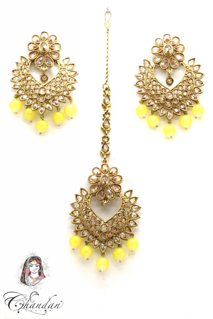 Gold Earings & Tikka With Stones