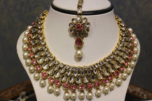 Pink and Pearl Necklace Set