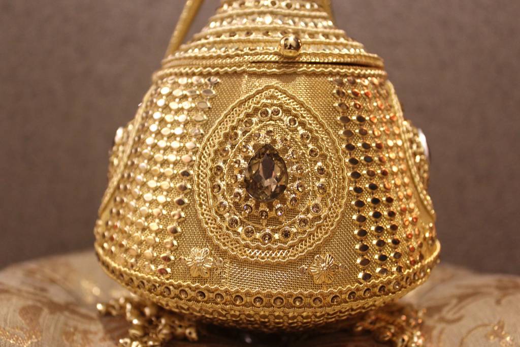 Gold Purse with tassels