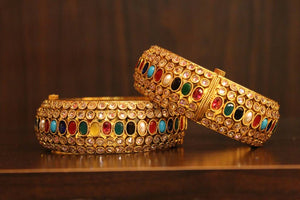 Multicolour Oval and Crystal Bracelet (2.6, 2.8)