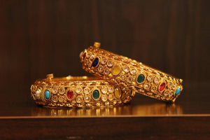 Multicolour Oval and Jewel Bracelet (2.2, 2.6, 2.8)